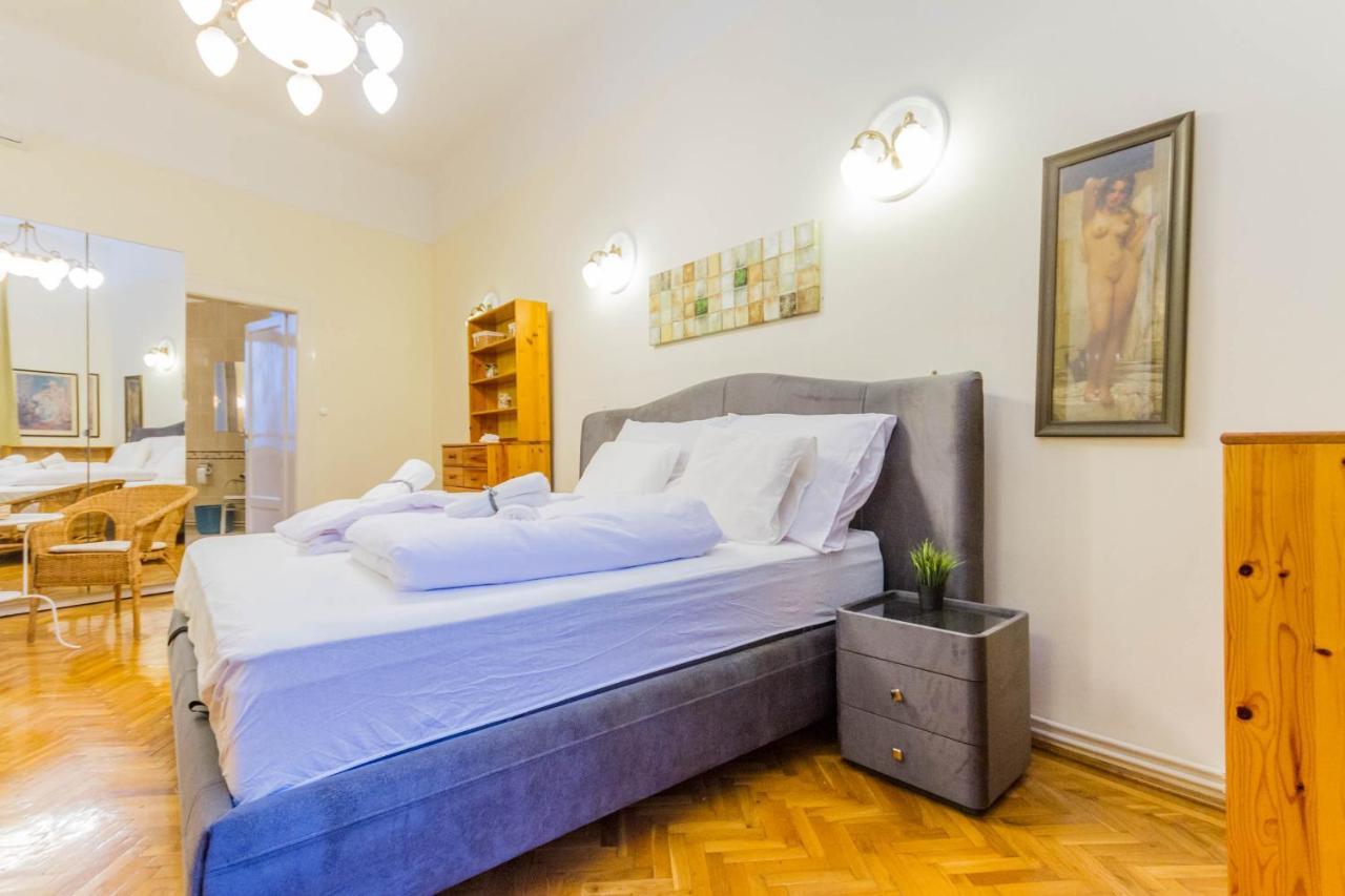 Friend Of Deak Ferenc Apartment Budapest Bagian luar foto