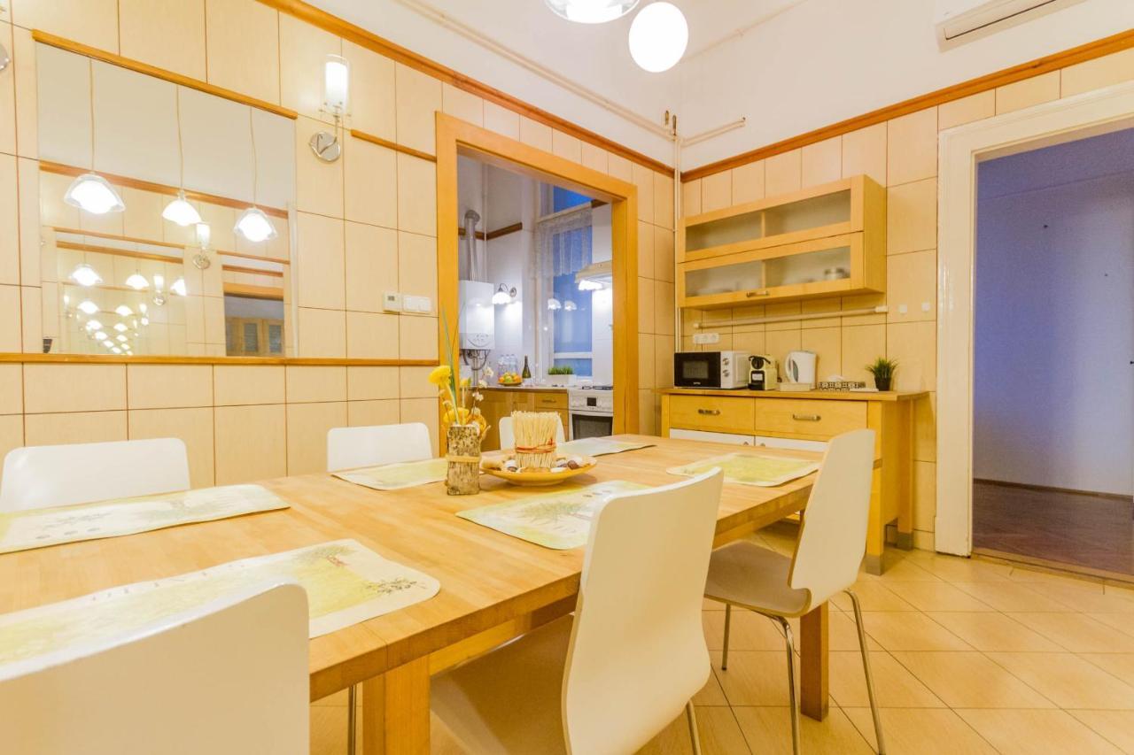 Friend Of Deak Ferenc Apartment Budapest Bagian luar foto